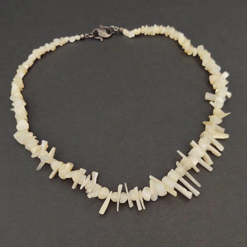 Cream shell & stone necklace